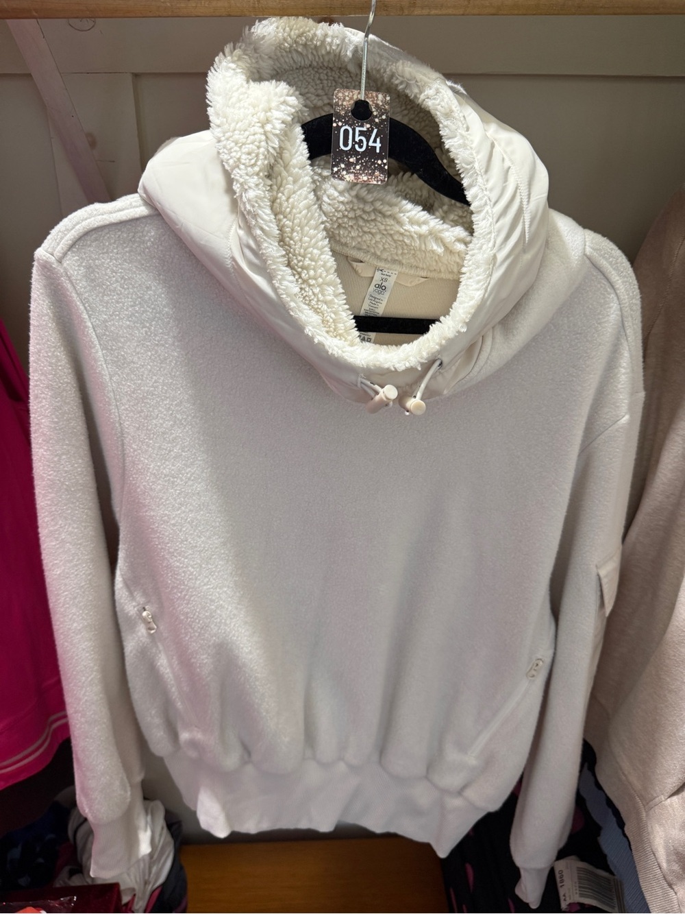 054 ALO Yoga Ivory Sherpa-Lined Cowl Hoodie Sweater